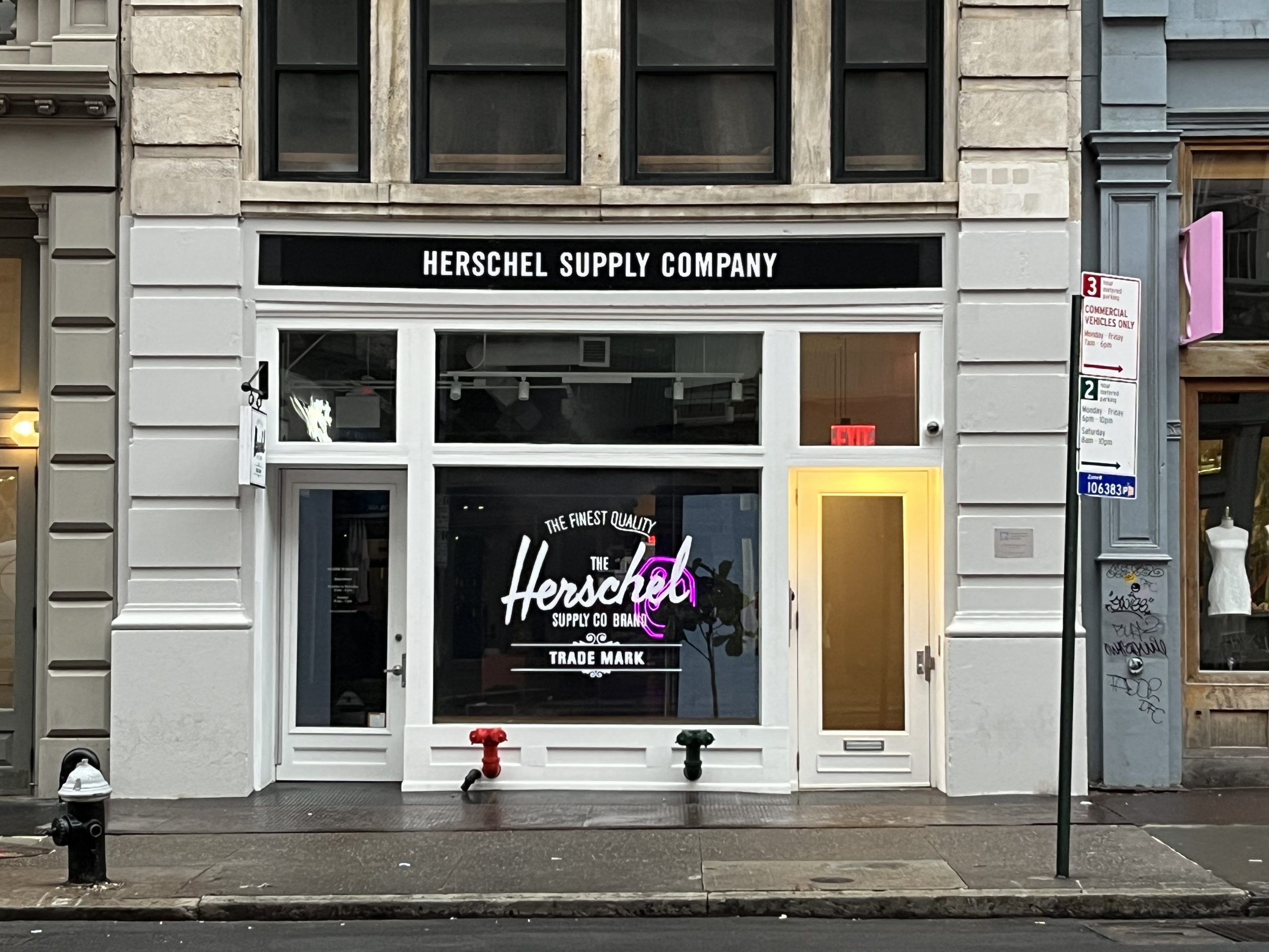 HERSCHEL SUPPLY COMPANY – SOHO NEW YORK - Tricarico Architecture and Design